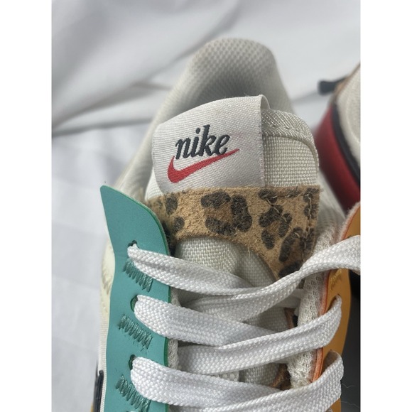 Nike Air Max Pre-Day SE Patchwork Animal Print Sneakers Cheetah Sz 6.5 Women - Picture 4 of 16